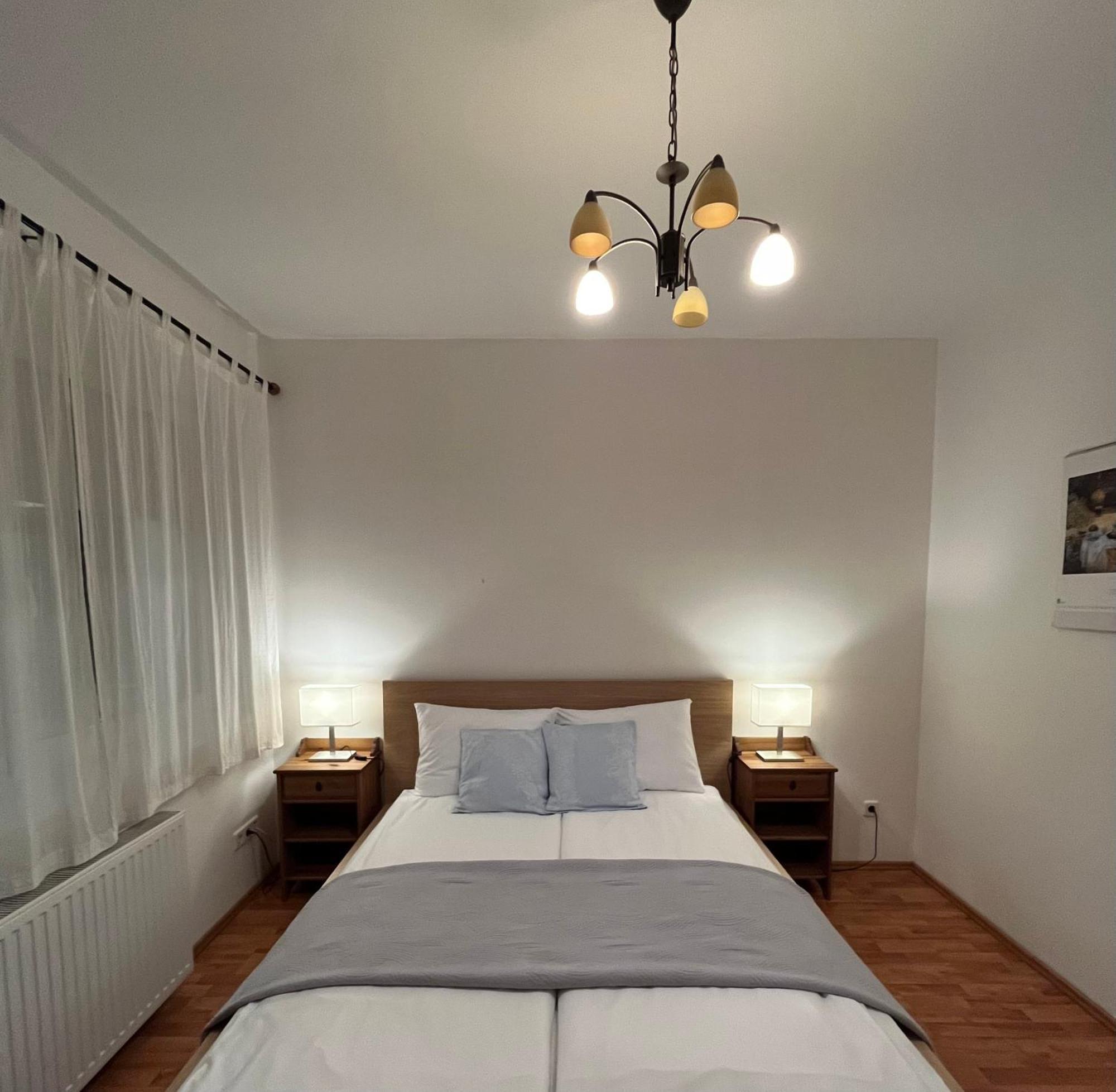 City Center Apartments With Optional Garage Budapest Eksteriør bilde