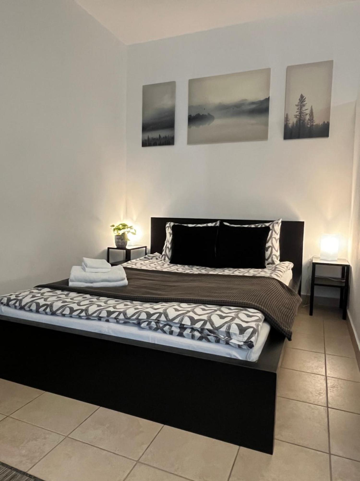 City Center Apartments With Optional Garage Budapest Eksteriør bilde